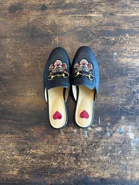 Gucci Princetown Black Leather Tiger Head Heart Horsebit Mules